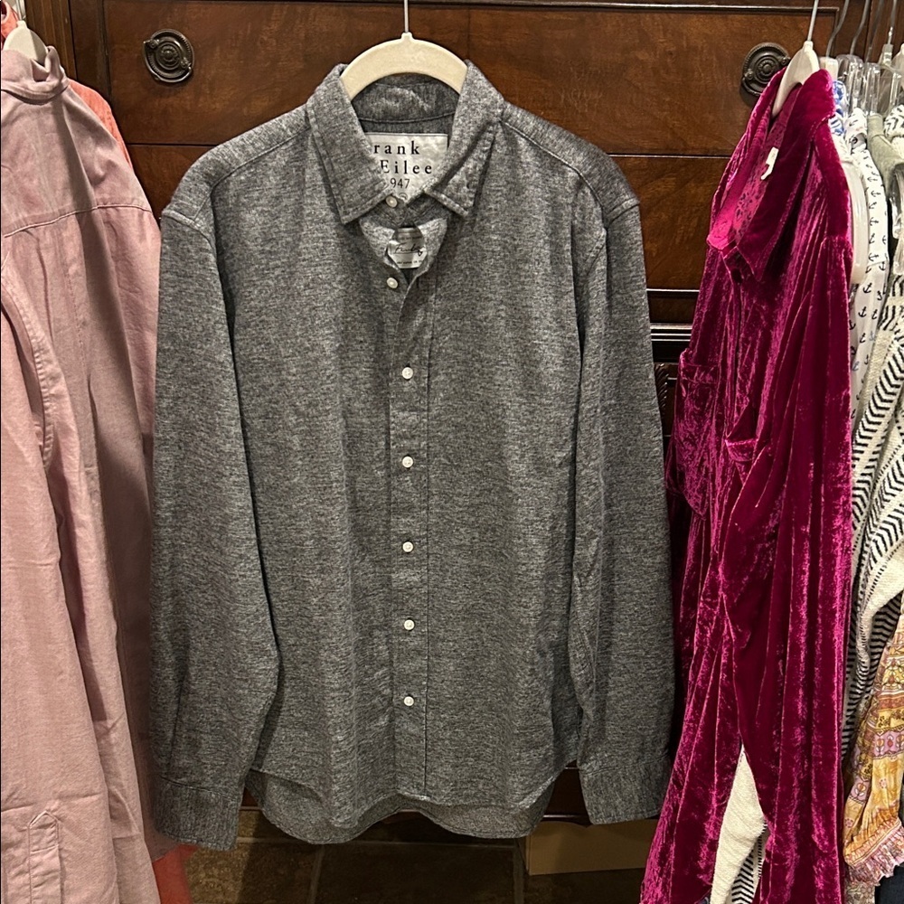 Frank & Eileen Finbar Dark Heather Gray Cotton Button Down